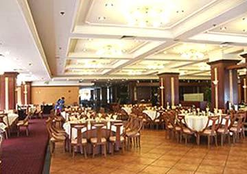 Hua Yi Hotel เซี่ยงไฮ้ ภายนอก รูปภาพ